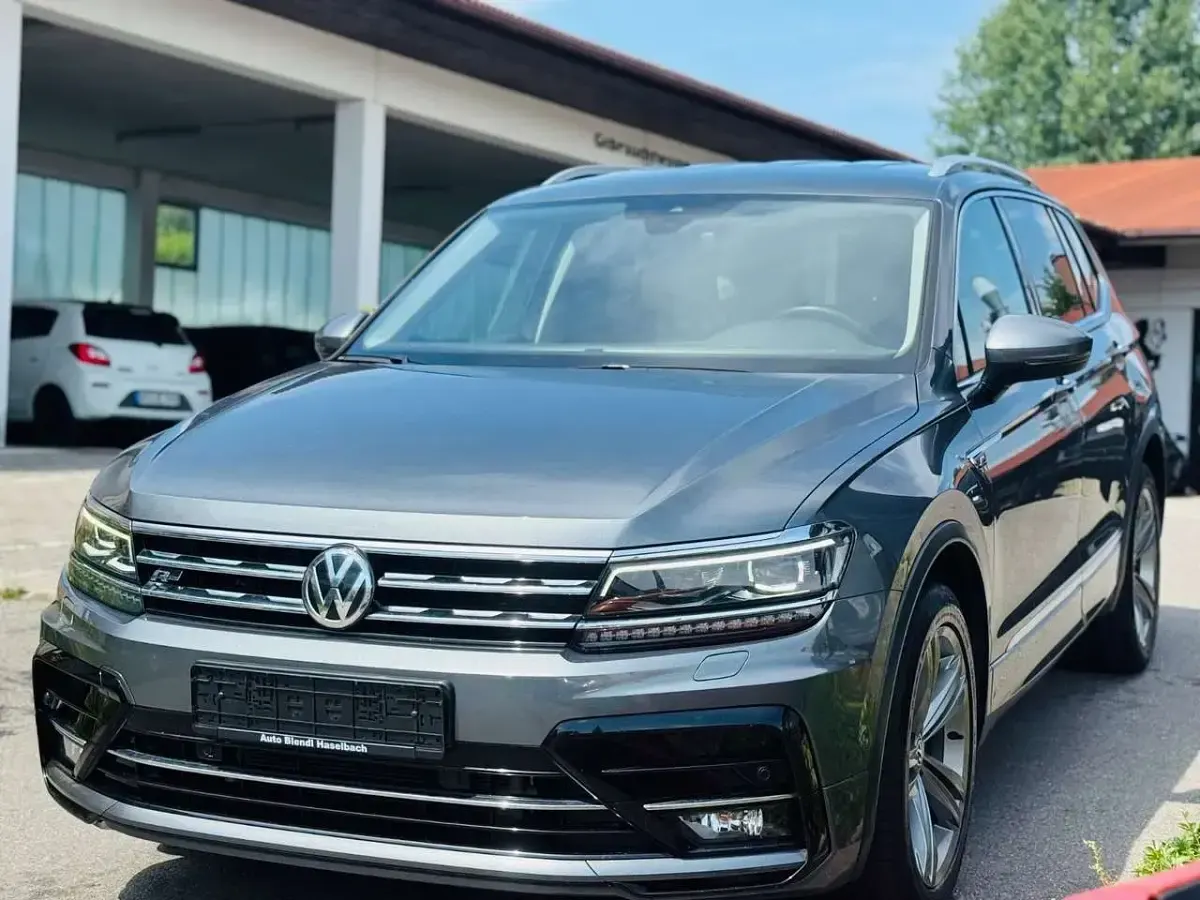 Gebraucht VW Tiguan Allspace Highline 220 PS (161 kW) 2018 Grau SUV