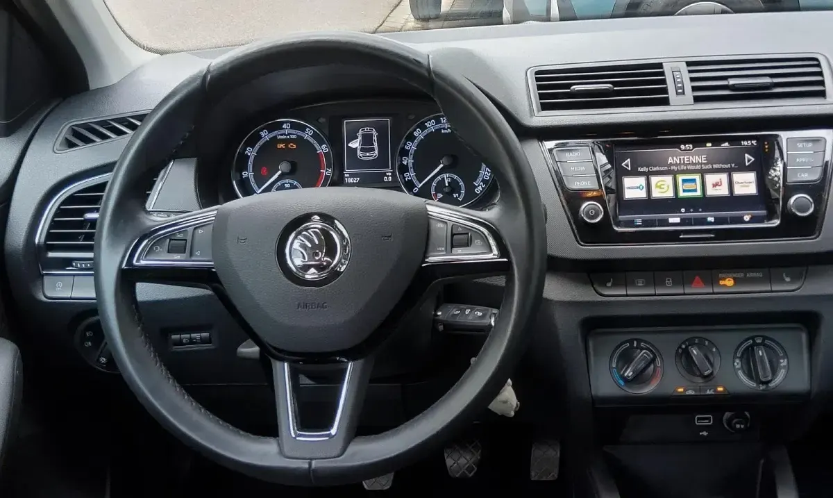 Gebraucht Skoda Fabia Ambition 95 PS (69 kW) 2020 Schwarz Kleinwagen