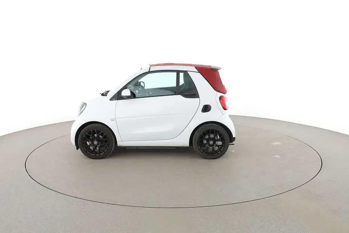Gebraucht Smart ForTwo Cabrio Basis 90 PS (66 kW) 2016 Weiß Cabrio