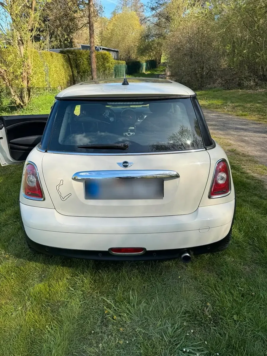 Usata Mini Cooper 75 CV (55 kW) 2010 Bianco Utilitaria