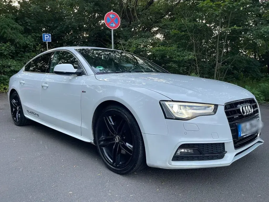 Gebraucht Audi A5 Sportback Sport 218 PS (160 kW) 2016 Weiß Kleinwagen