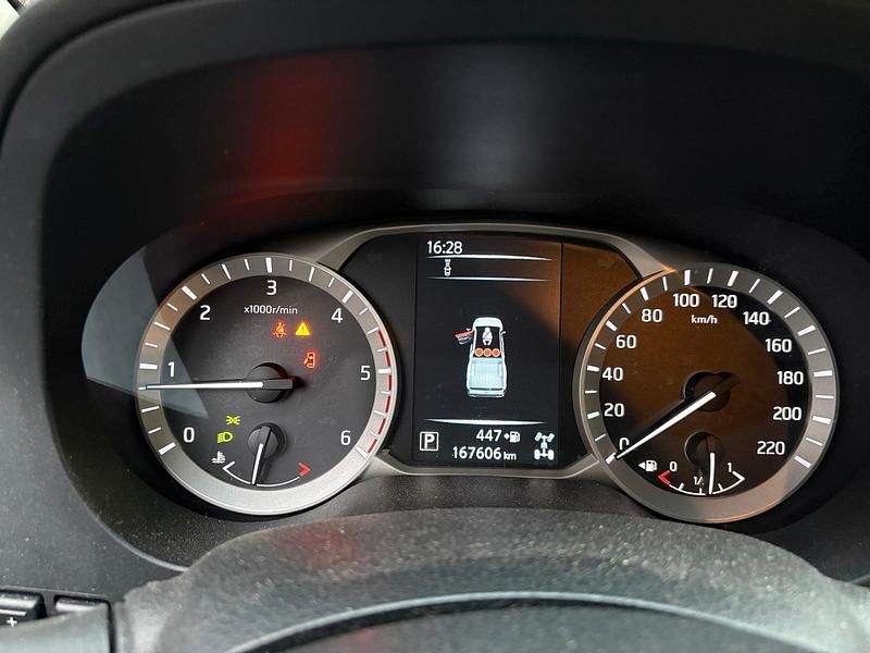 Gebraucht Nissan Navara 190 PS (139 kW) 2018 Grün Abholung