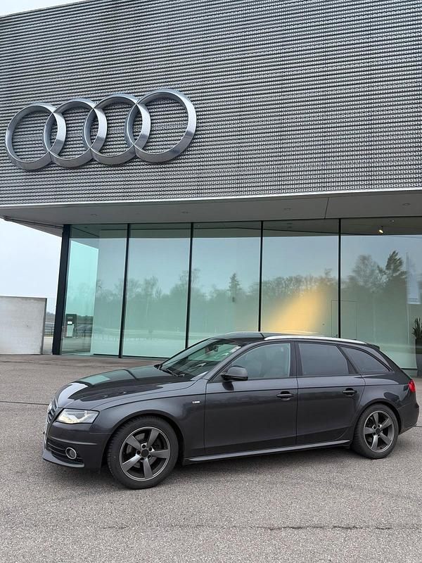 Grau Gebraucht 2008 Audi A4 S-Line Kombi | 10.000 € - Bild 1/4