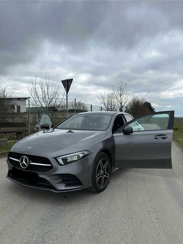 Gebraucht Mercedes A250 AMG 218 PS (160 kW) 2021 Grau Limousine