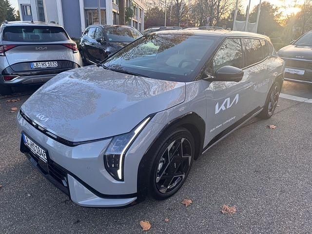 Wolfgrau metallic Gebraucht 2025 Kia EV4 4 Kleinwagen | 50.900 € (Teuer) - Bild 1/4