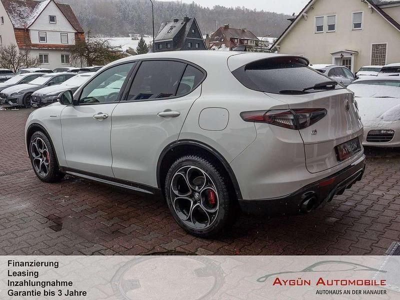 Gebraucht Alfa Romeo Stelvio Veloce 209 PS (153 kW) 2024 Azzurro athena SUV