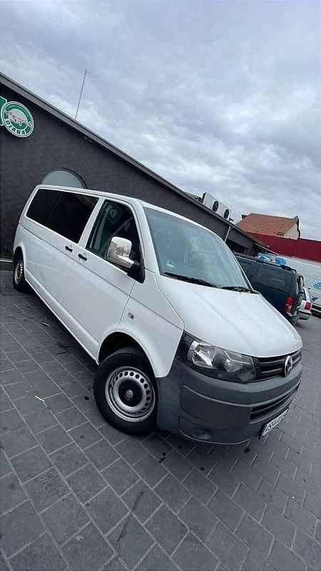 Gebraucht VW T5 105 PS (77 kW) 2010 Van