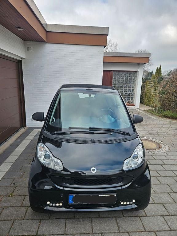 Gebraucht Smart ForTwo Cabrio 71 PS (52 kW) 2011 Schwarz Cabrio