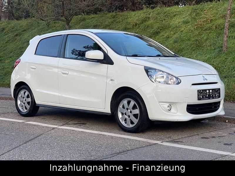 Weiß Gebraucht 2014 Mitsubishi Space Star Top Limousine | 5.900 € (Fairer Preis) - Bild 1/4