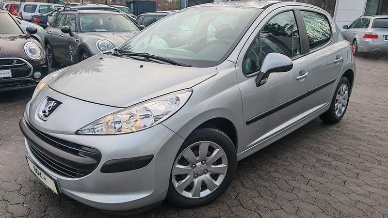 Gebraucht Peugeot 207 Tendance 88 PS (64 kW) 2009 Grau Limousine