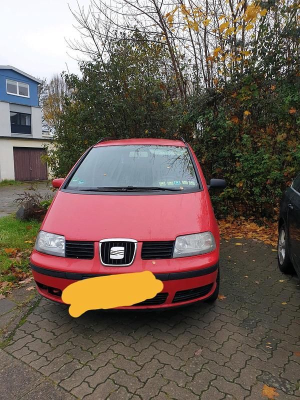 Rot Gebraucht 2006 Seat Alhambra Van / Kleinbus | 5.000 € - Bild 1/4