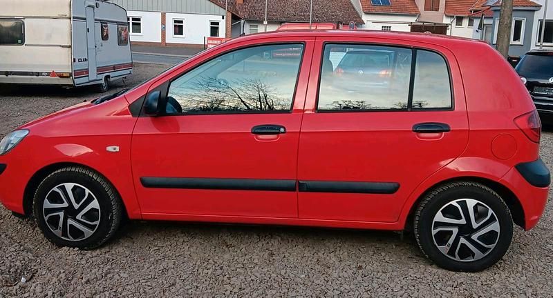 Gebraucht Hyundai Getz 66 PS (48 kW) 2008 Rot Kleinwagen