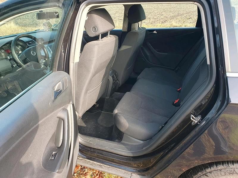 Gebraucht VW Passat Comfortline 140 PS (102 kW) 2006 Schwarz Kombi