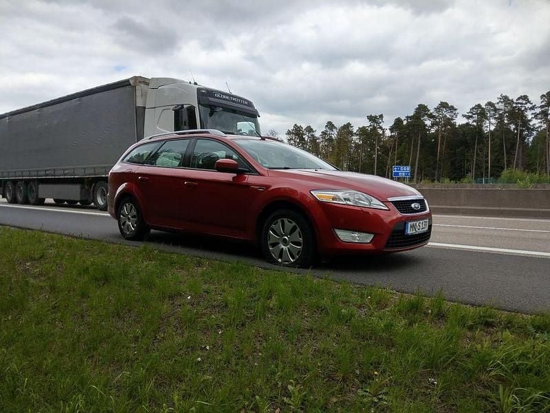 Orange Gebraucht 2009 Ford Mondeo Ambiente Limousine | 600 € (Superpreis) - Bild 1/4