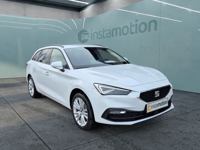 Weiß Gebraucht 2024 Seat Leon Style Van / Kleinbus | 37.940 € - Bild 1/2