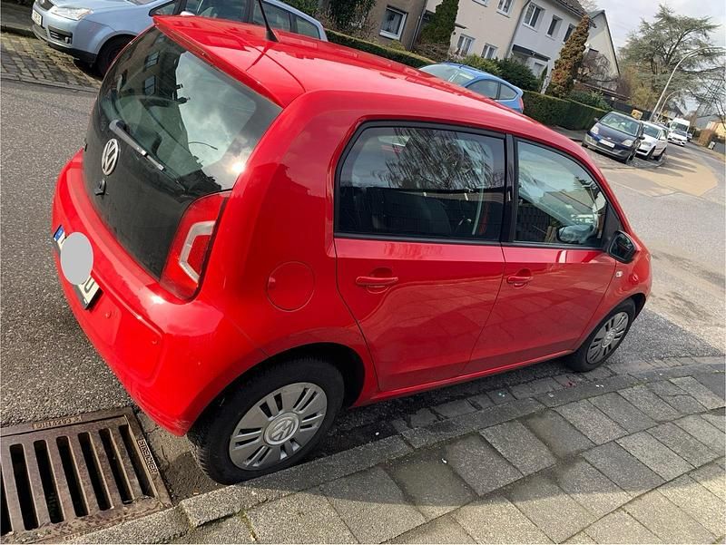 Gebraucht VW Golf VII 60 PS (44 kW) 2012 Rot Kleinwagen