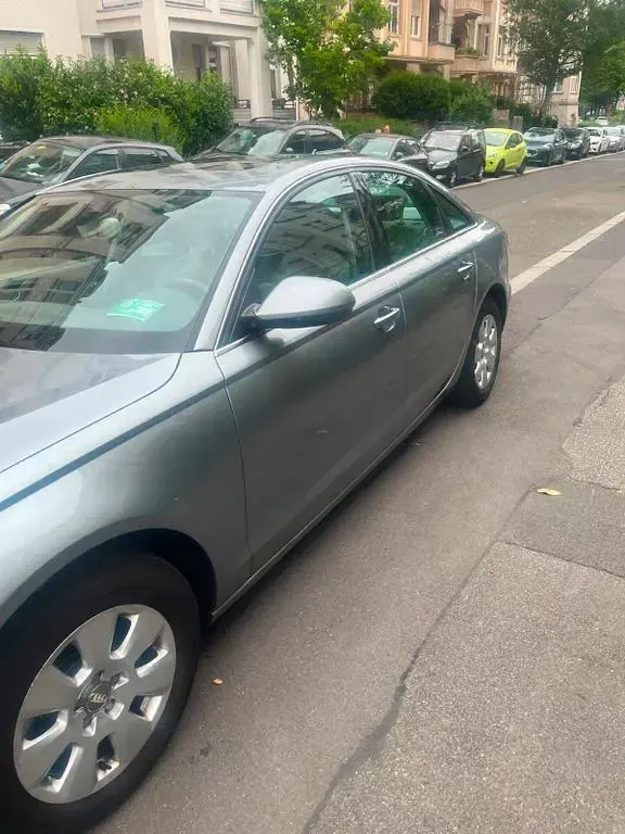 Gebraucht Audi A6 204 PS (150 kW) 2011 Grau Limousine