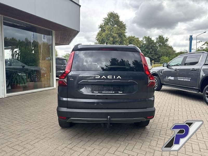 Gebraucht Dacia Jogger Comfort 110 PS (80 kW) 2022 Grau(metallic) Van / Kleinbus