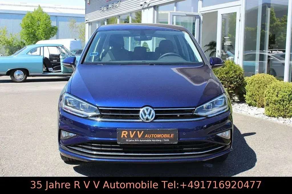 Używany VW Golf Highline 150 KM (110 kW) 2020 Niebieski Minivan