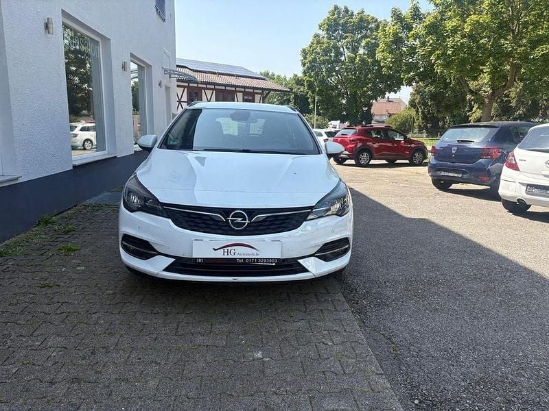 Gebraucht Opel Astra Edition 131 PS (96 kW) 2020 Weiß Kombi