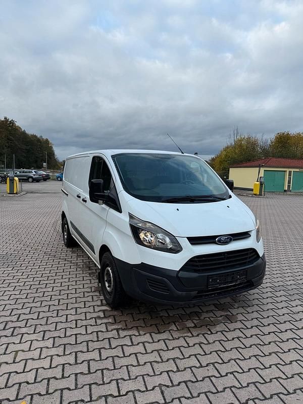 Weiß Gebraucht 2015 Ford Transit Kombi | 9.499 € (Superpreis) - Bild 1/4