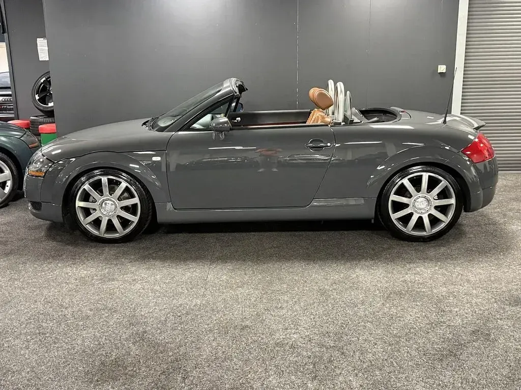 Gebraucht Audi TT Roadster Performance 179 PS (131 kW) 2000 Grau Cabrio