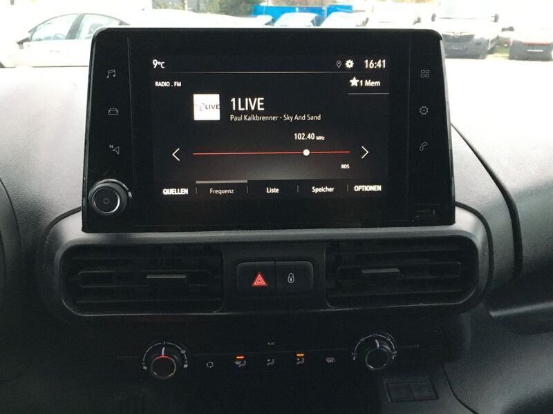 Gebraucht Opel Combo Selection 131 PS (96 kW) 2020 Grau Van / Kleinbus