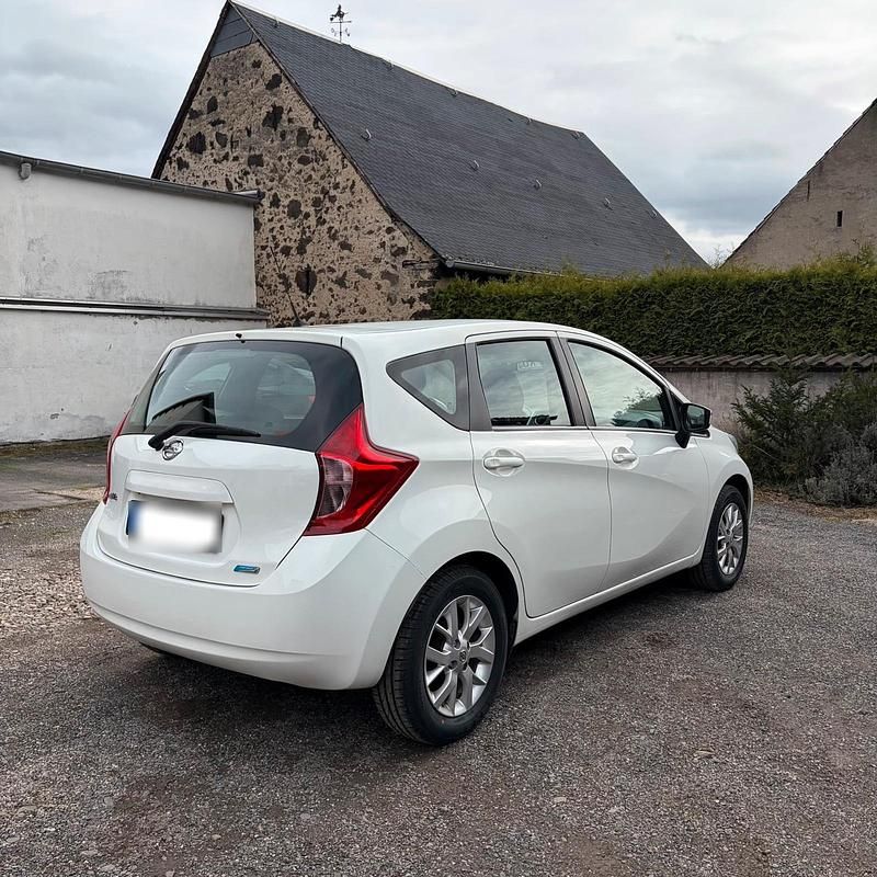 Gebraucht Nissan Note 360º 80 PS (58 kW) 2014 Weiß Kleinwagen