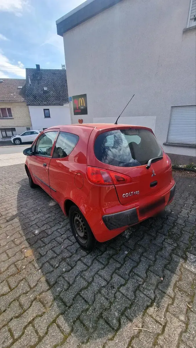 Gebraucht Mitsubishi Colt 95 PS (69 kW) 2004 Rot Kleinwagen