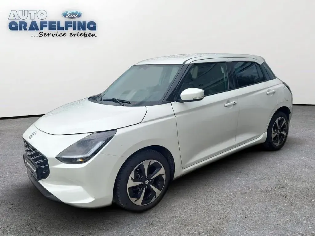 Gebraucht Suzuki Swift Comfort+ 83 PS (61 kW) 2025 Weiß Kleinwagen