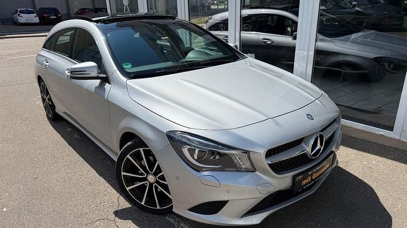 Silber Gebraucht 2015 Mercedes CLA220 Shooting Brake Urban Kombi | 14.450 € (Fairer Preis) - Bild 1/4