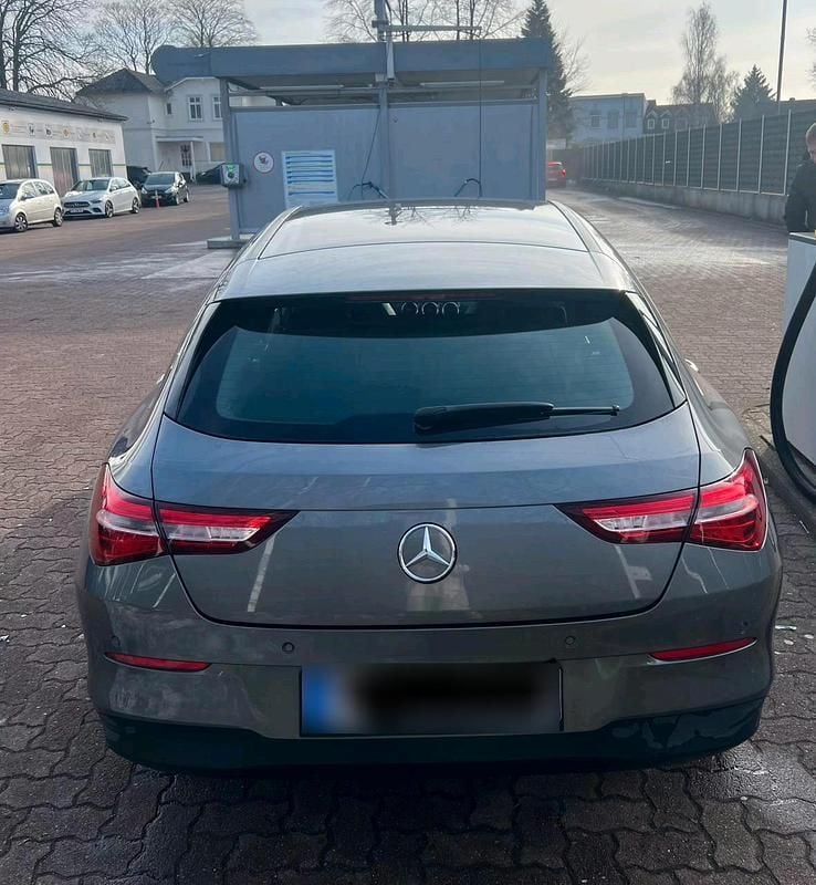 Gebraucht Mercedes CLA180 116 PS (85 kW) 2020 Grau Limousine
