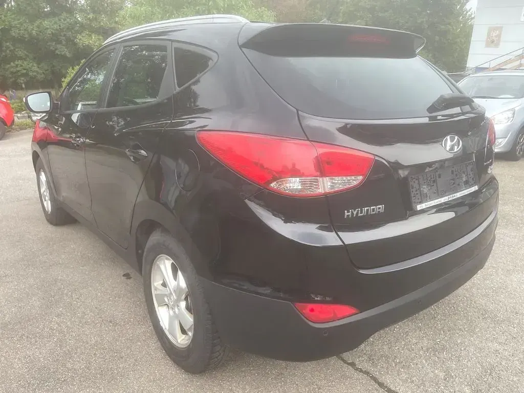 Gebraucht Hyundai ix35 Style 135 PS (99 kW) 2012 Schwarz SUV
