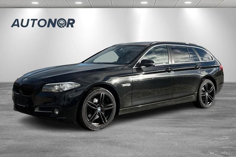 Schwarz Gebraucht 2016 BMW 520 Sport Line Limousine | 10.800 € (Superpreis) - Bild 1/4