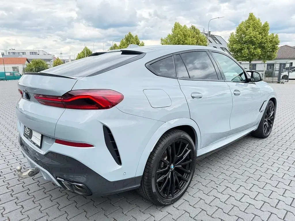 Gebraucht BMW X6 Performance 530 PS (389 kW) 2024 Grau SUV