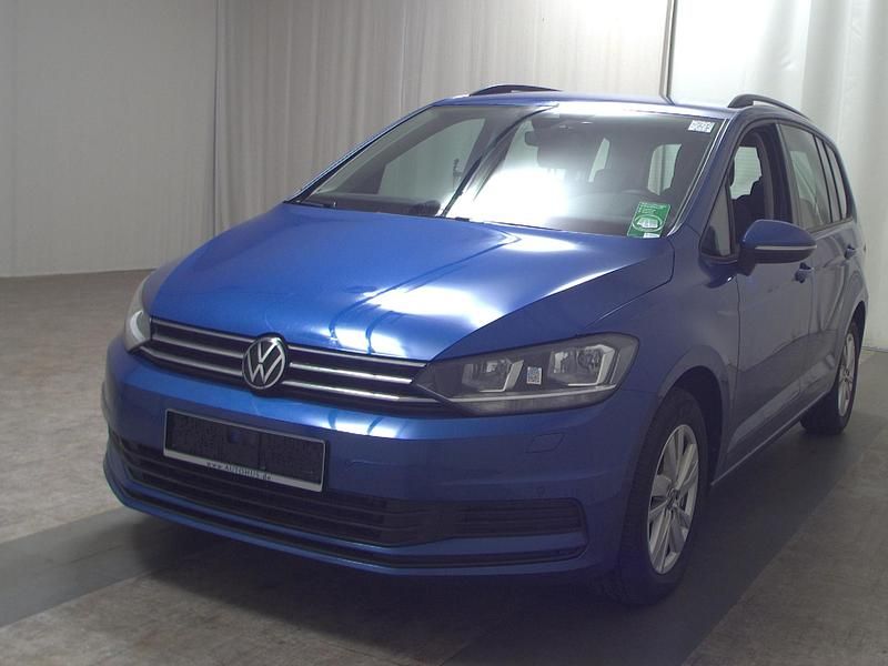 Gebraucht VW Touran Comfortline 150 PS (110 kW) 2023 Blau Van / Kleinbus
