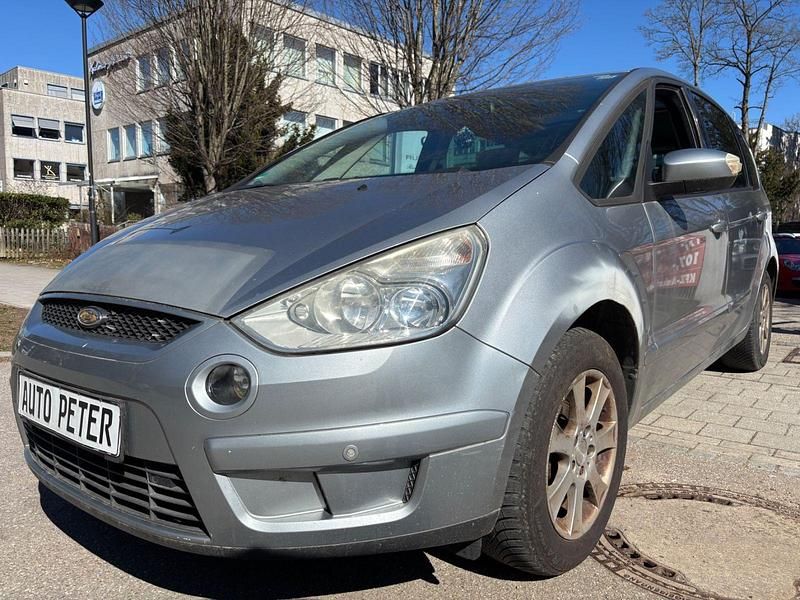Gebraucht Ford S-MAX Titanium 140 PS (102 kW) 2006 Silber Van / Kleinbus
