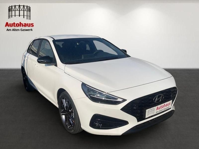 Neu Hyundai i30 Trend 150 PS (110 kW) 2026 Weiss Limousine