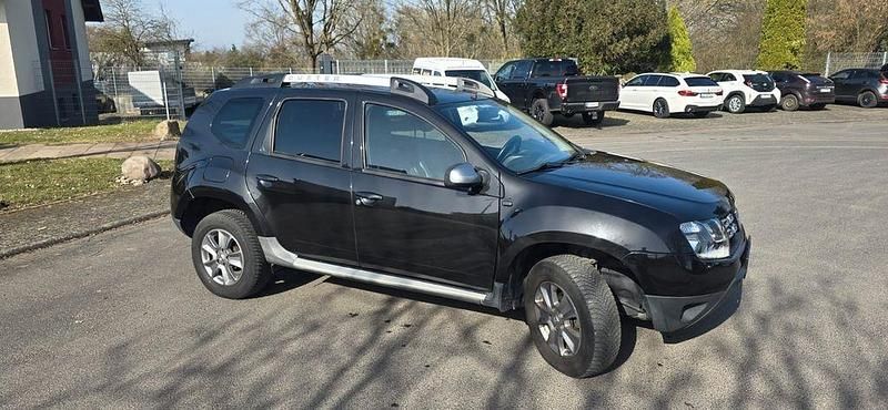 Gebraucht Dacia Duster Prestige 105 PS (77 kW) 2014 Schwarz SUV