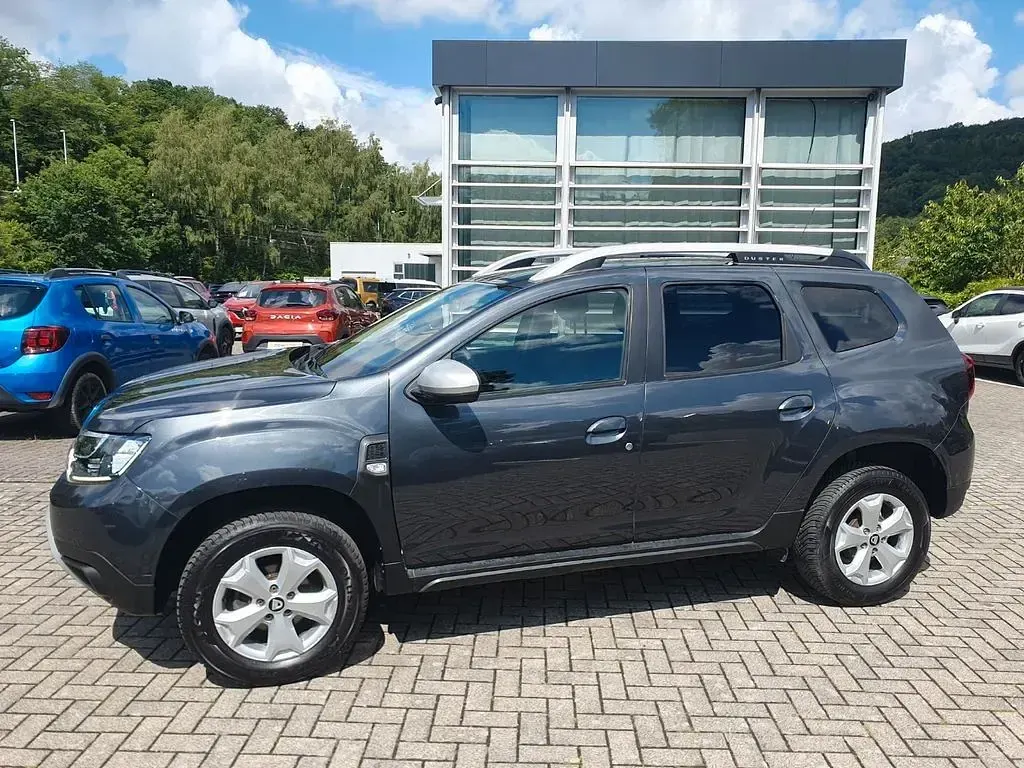Gebraucht Dacia Duster Comfort 114 PS (83 kW) 2019 Grau "comete" SUV