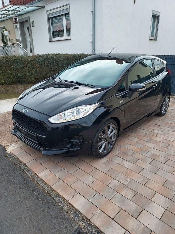 Gebraucht Ford Fiesta ST-Line 101 PS (74 kW) 2016 Schwarz Kleinwagen