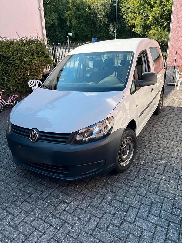Weiß Gebraucht 2013 VW Caddy Van / Kleinbus | 6.800 € (Guter Preis) - Bild 1/4