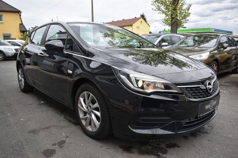 Gebraucht Opel Astra Edition 122 PS (89 kW) 2020 Schwarz Limousine