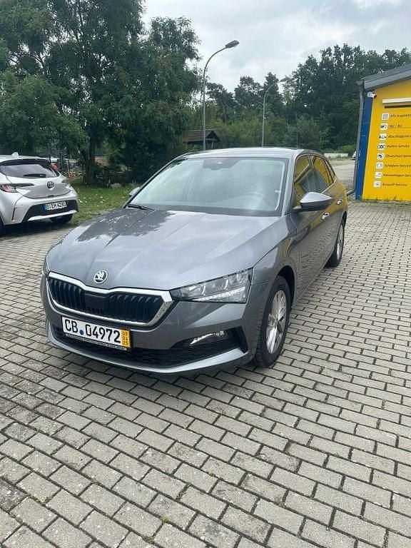 Gebraucht 2024 Skoda Scala Tour Kleinwagen | 19.499 € (Guter Preis) - Bild 1/4
