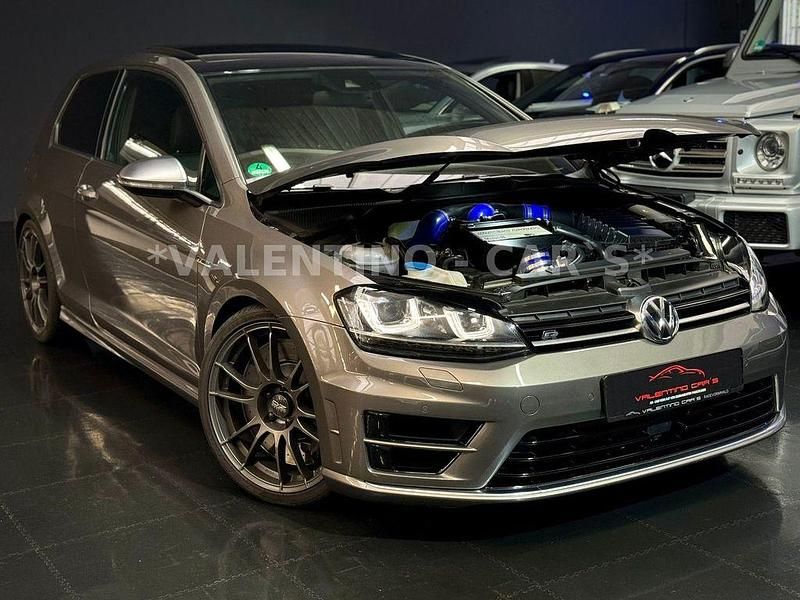 Grau Gebraucht 2014 VW Golf VII R Limousine | 92.999 € - Bild 1/4