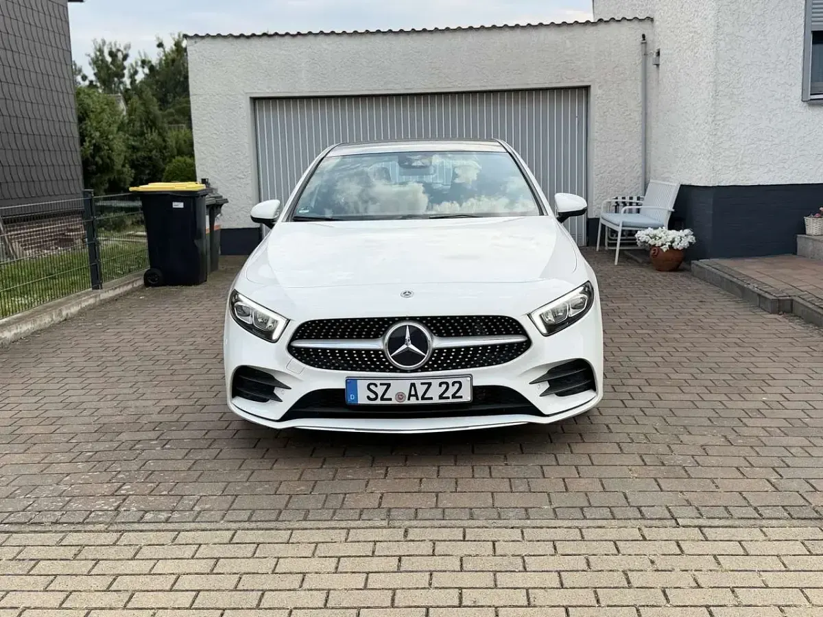 Gebraucht Mercedes A220 AMG line 190 PS (139 kW) 2019 Weiß Kleinwagen
