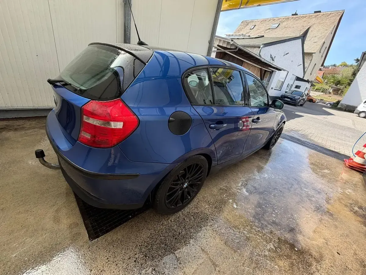 Gebraucht BMW 116 116 PS (85 kW) 2007 Blau Kleinwagen