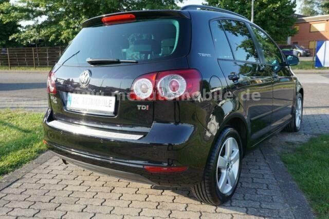 Gebraucht VW Golf Plus Team 105 PS (77 kW) 2011 Schwarz metallic Van / Kleinbus