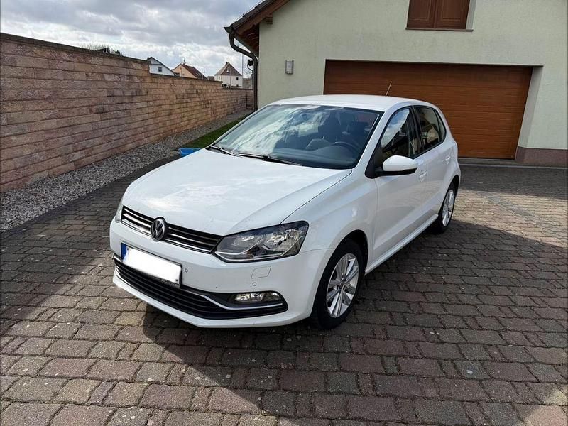 Gebraucht VW Polo 90 PS (66 kW) 2015 Weiß Limousine