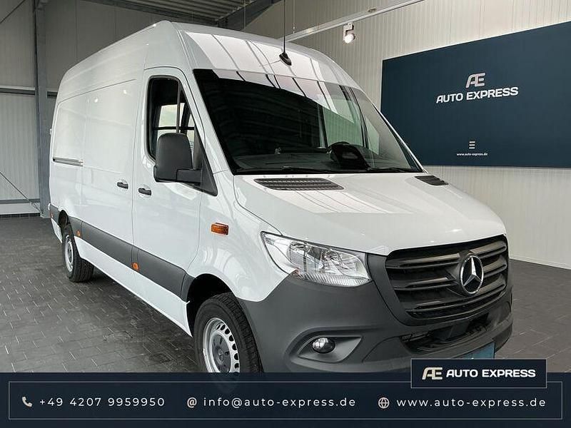 Gebraucht Mercedes Sprinter 170 PS (125 kW) 2024 Weiß Van